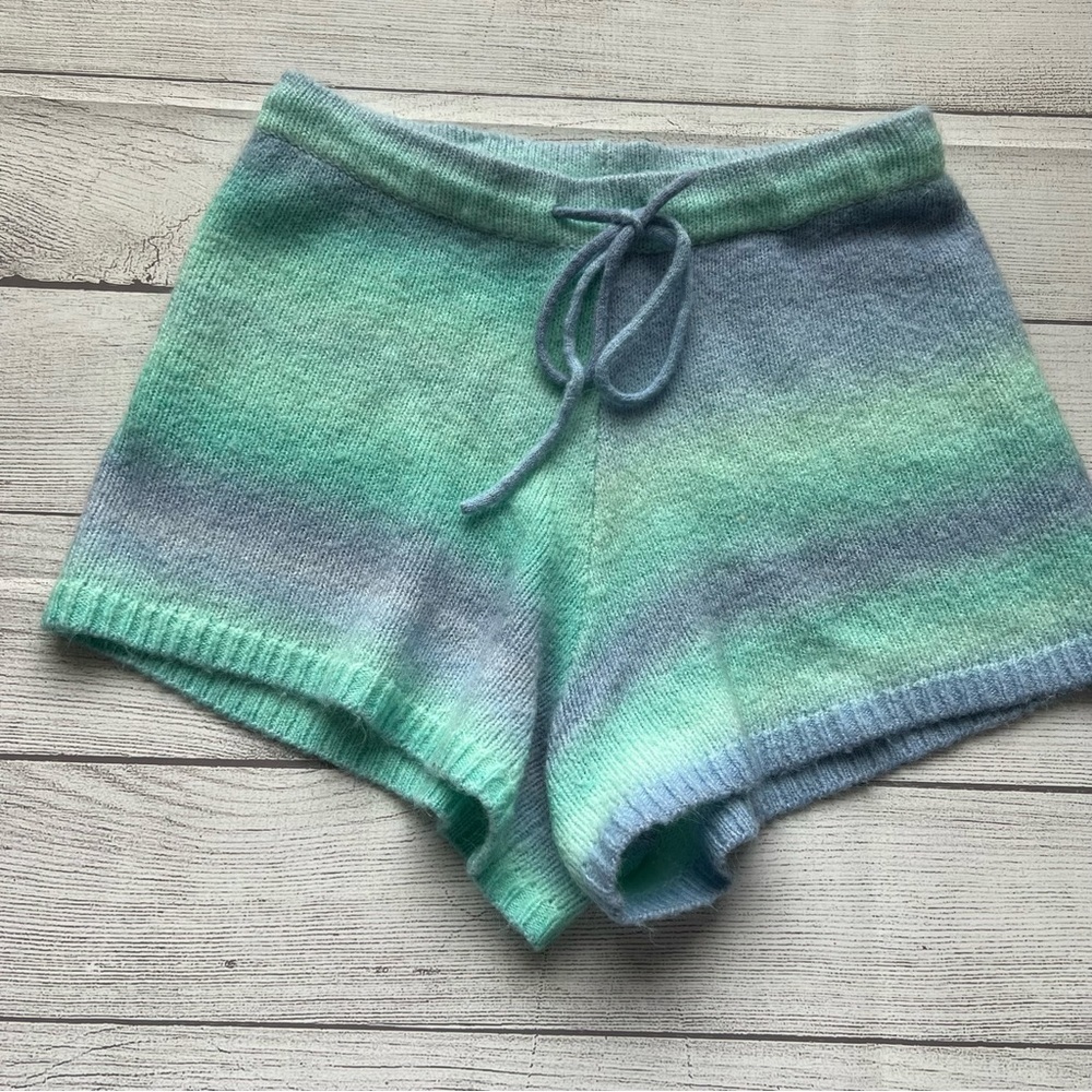 Lilly Pulitzer Wanetta Sweater Shorts in Size XS